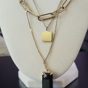Elegant Gold and Black Layered Necklace